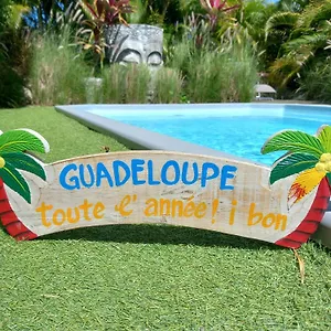  Hébergement de vacances Kaz Touloulou